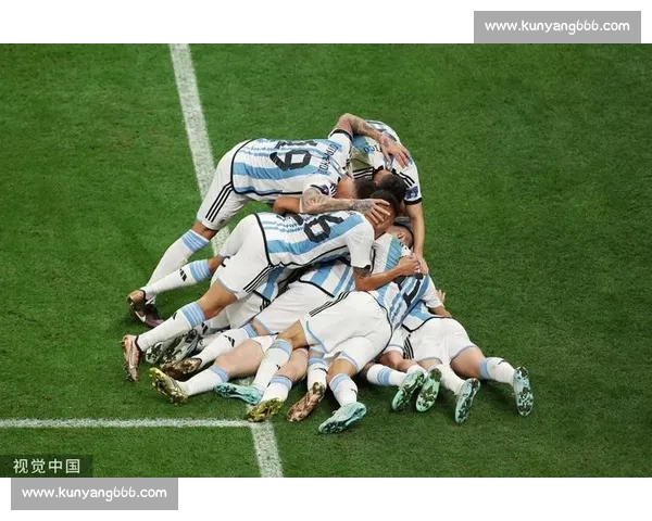 蓝白狂潮燃爆世界杯 阿根廷球迷欢庆巅峰时刻